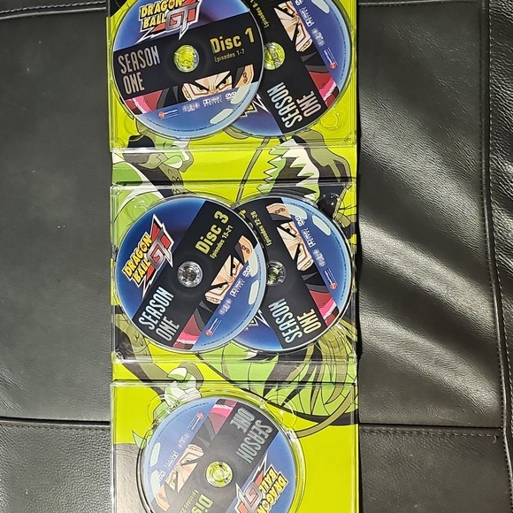 Dragon Ball Z DVD LOT - Picture 7 of 8